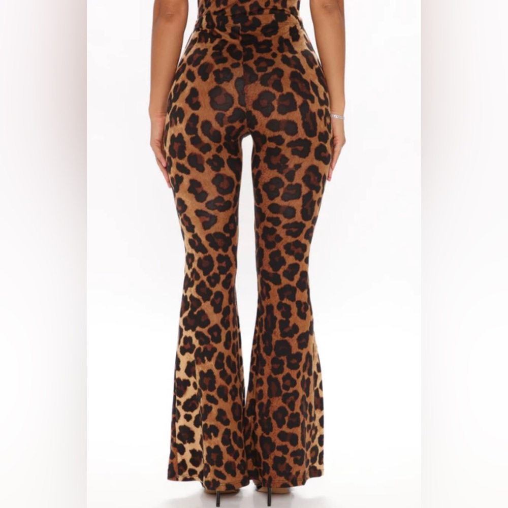 Fashion Nova Catty leopard pants. Size Small. New with tags!